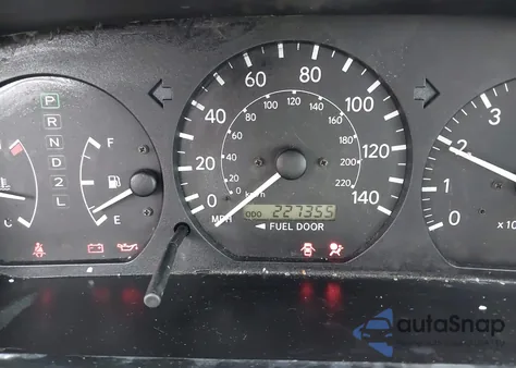 2001 Toyota Camry Le from USA, damaged, VIN JT2BG22K310558143